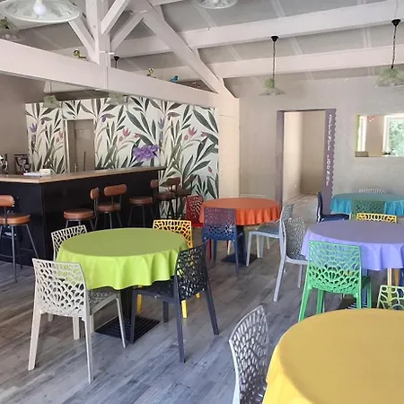 פארק נופש Familial 3 2 Terrasses Foret Mareuil-sur-Lay