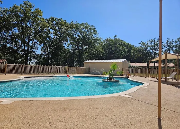 Holiday park Familial 3 2 Terrasses Foret Mareuil-sur-Lay